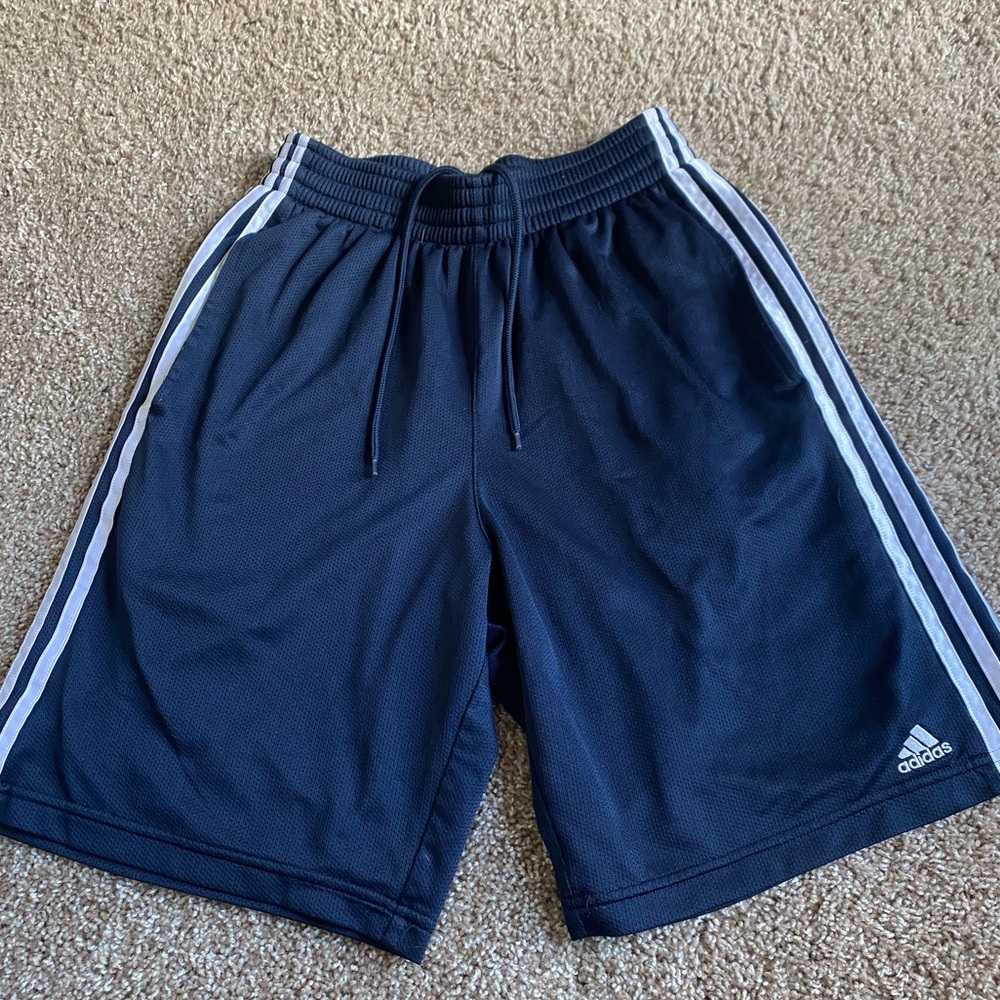 Adidas Navy blue basketball shorts with draw string!
